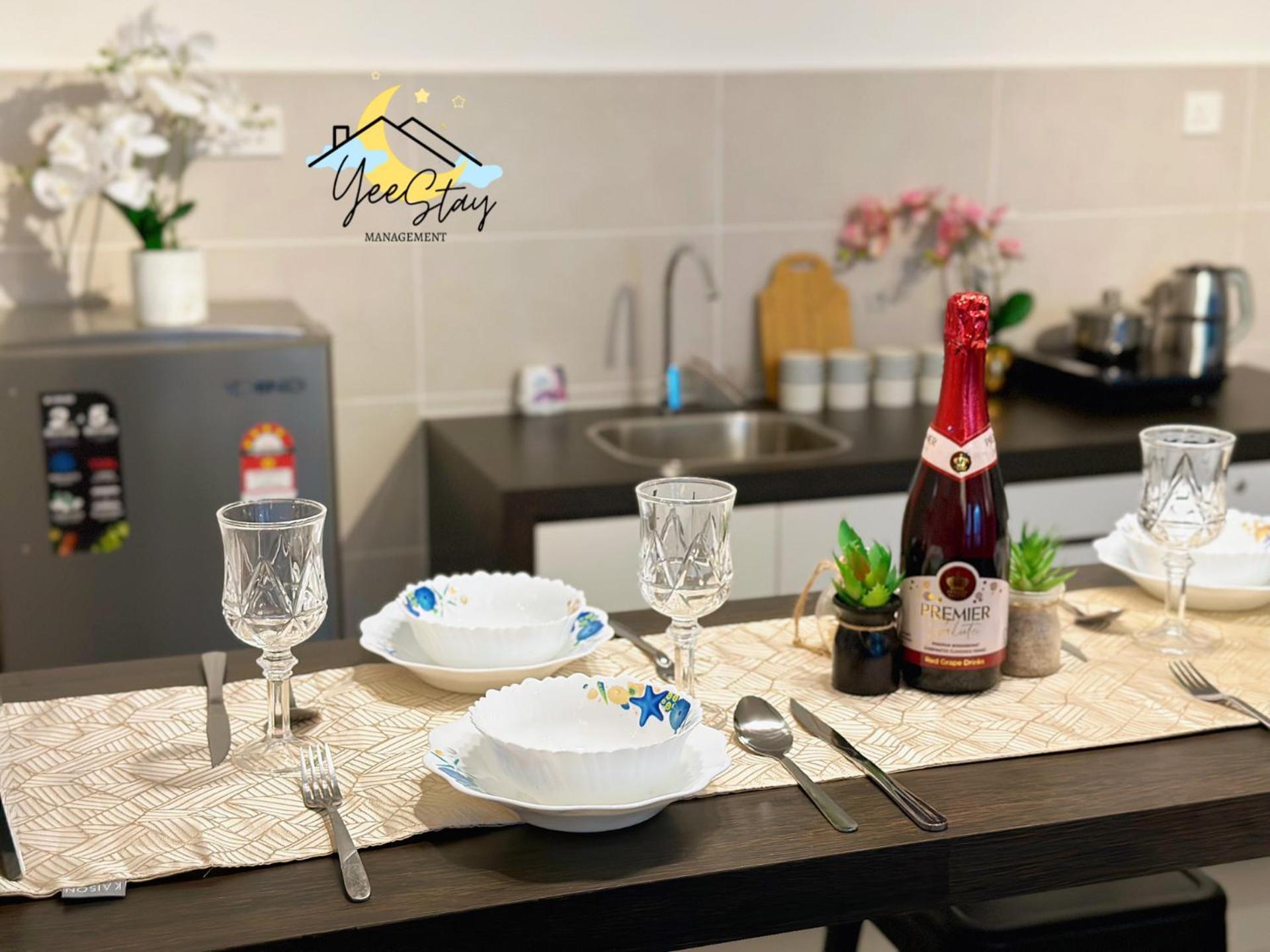 Seaview Poolview Cityview Baliresidence Video Game 5Minjonker Malacca Exteriör bild