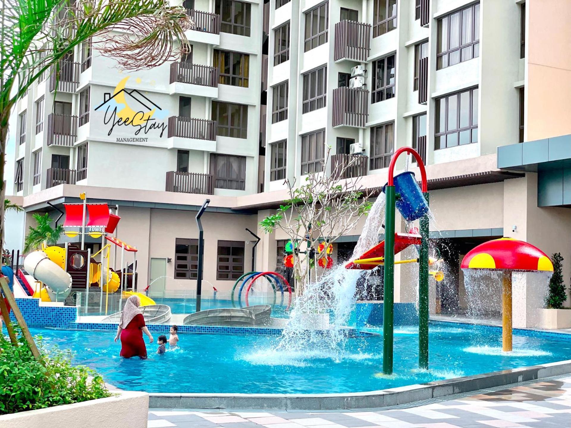 Seaview Poolview Cityview Baliresidence Video Game 5Minjonker Malacca Exteriör bild